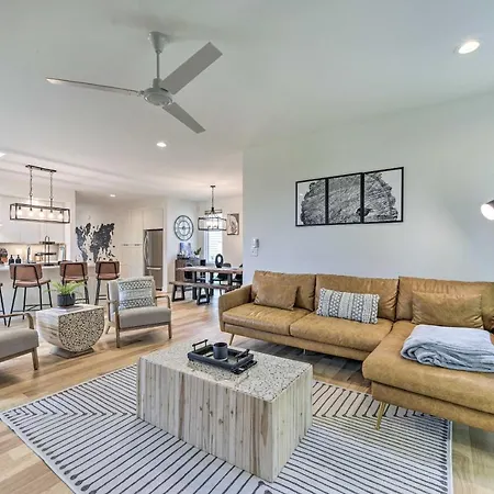 Contemporary Raleigh Home About 2 Mi To Downtown!